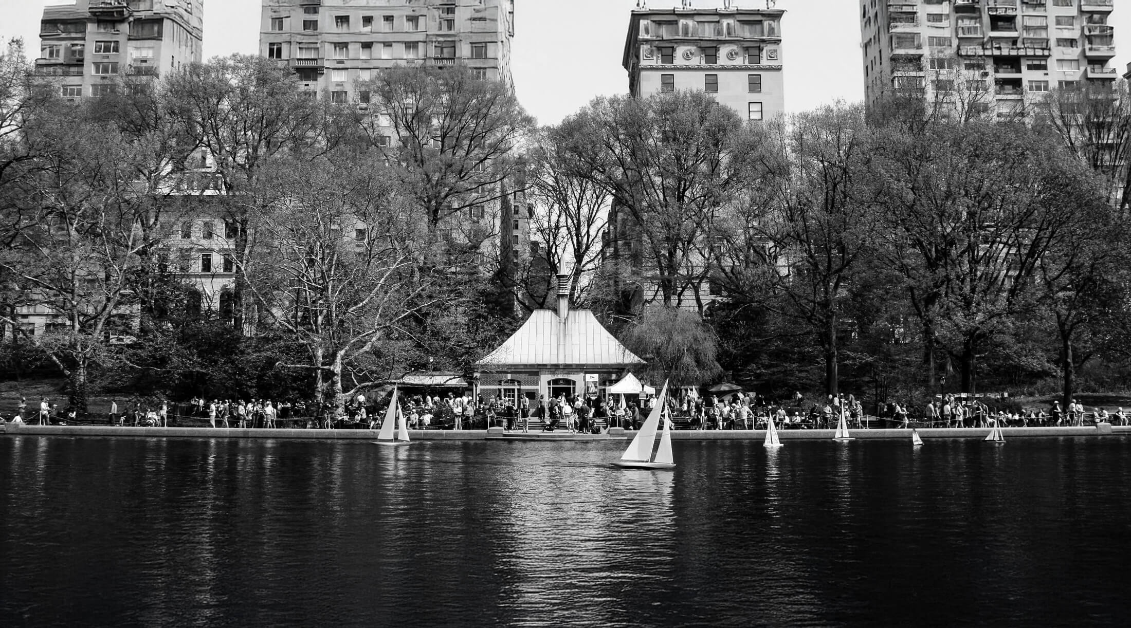 model yacht photography